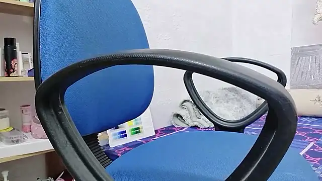 MichiLovely online show from September 22, 7:36 am