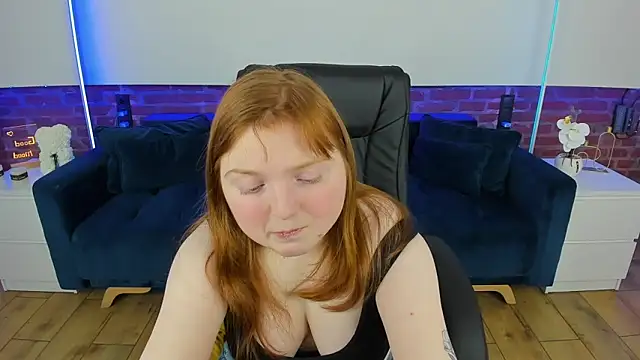 Snapshot of KattyRose8 chatting on February 14, 7:58 pm KattyRose8 online show from February 14, 7:58 pm