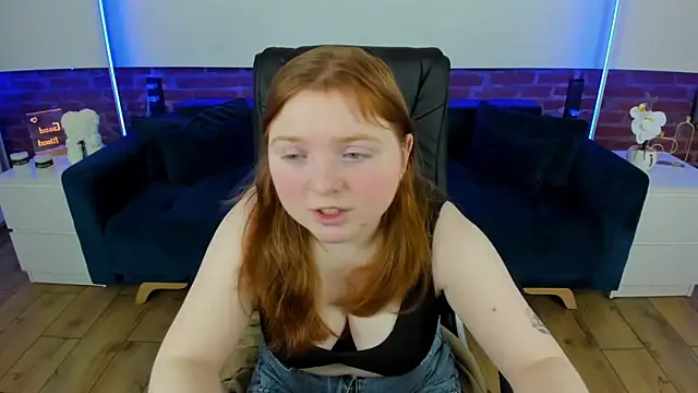 Snapshot of KattyRose8 chatting on February 16, 7:34 pm KattyRose8 online show from February 16, 7:34 pm