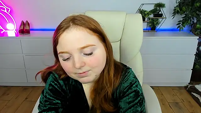 KattyRose8 online show from March 13, 6:40 am