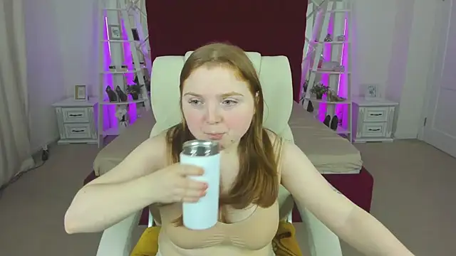 KattyRose8 online show from April 10, 7:59 am