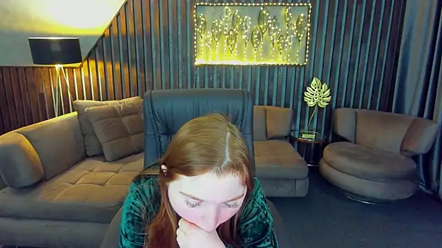 KattyRose8 online show from April 13, 5:44 am