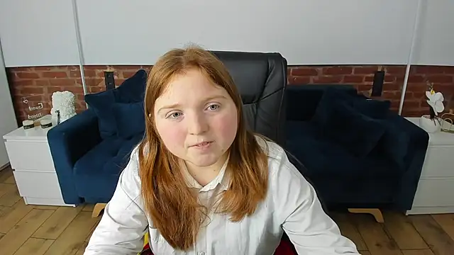 Snapshot of KattyRose8 chatting on February 12, 7:52 am KattyRose8 online show from February 12, 7:52 am