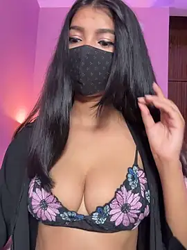 Neha18 online show from April 21, 1:50 pm