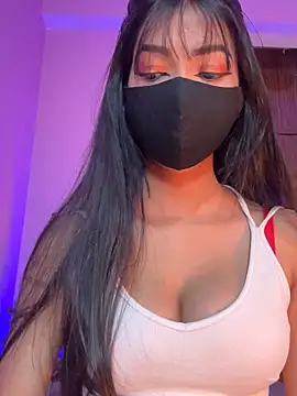 Neha18 online show from January 6, 7:45 am