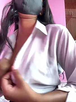 Snapshot of Neha18 chatting on October 7, 6:36 am Neha18 online show from October 7, 6:36 am