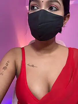 Neha18 online show from July 11, 8:25 am