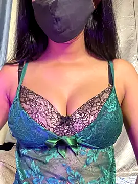 Neha18 online show from September 22, 9:04 am