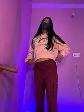 Snapshot of Neha18 chatting on November 13, 5:17 pm Neha18 online show from November 13, 5:17 pm