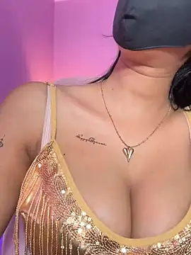 Neha18 online show from July 9, 4:06 pm