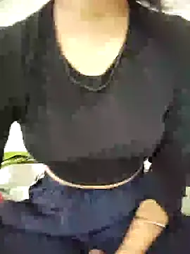 Snapshot of Nikita-Singh88 chatting on December 3, 4:02 am Nikita-Singh88 online show from December 3, 4:02 am