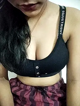 Snapshot of Nikita-Singh88 chatting on October 29, 1:26 am Nikita-Singh88 online show from October 29, 1:26 am