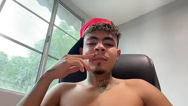 freyva online show from December 2, 8:10 pm