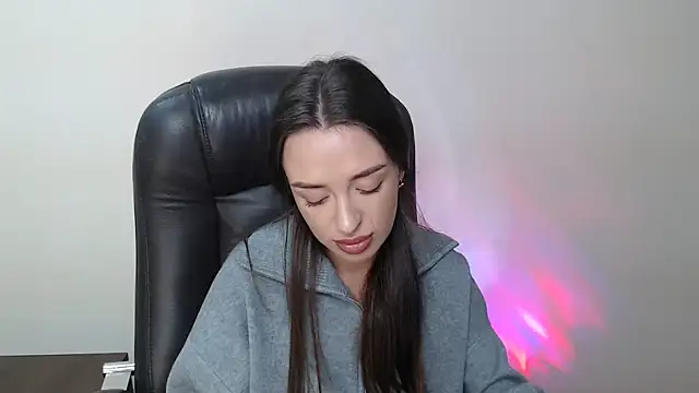 BonnieX  online show from November 28, 1:00 pm