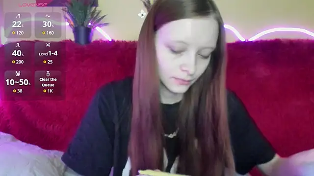 AliceHaris online show from December 3, 1:17 am