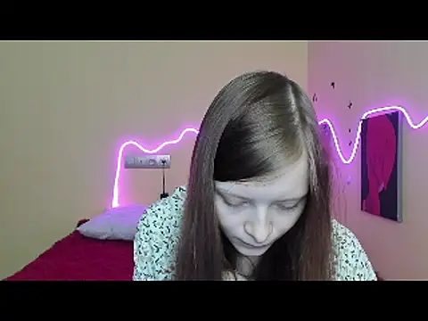 AliceHaris online show from September 24, 1:35 am