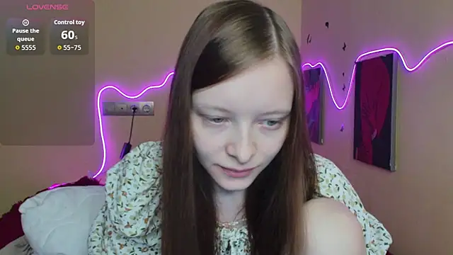 AliceHaris online show from October 4, 1:07 am