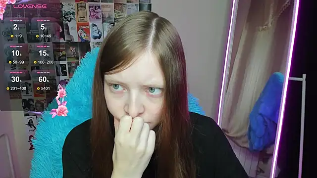 AliceHaris online show from November 26, 1:05 am