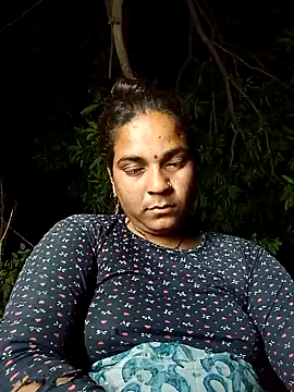 Snapshot of Radha_hotx chatting on October 25, 4:40 pm Radha hotx online show from October 25, 4:40 pm