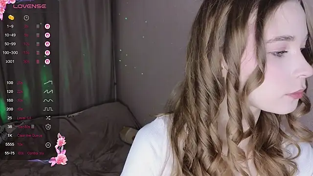 Snapshot of taddy_shy chatting on November 16, 3:39 pm taddy shy online show from November 16, 3:39 pm