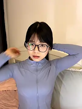 Ella-A9 online show from November 12, 3:27 pm