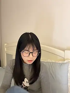 Ella-A9 online show from November 3, 2:42 pm