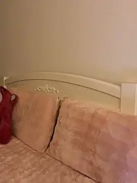 Ella-A9 online show from December 16, 4:11 pm