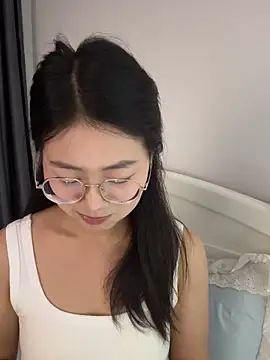 Snapshot of Ella-A9 chatting on September 26, 2:46 pm Ella-A9 online show from September 26, 2:46 pm