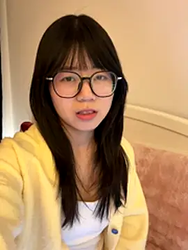 Ella-A9 online show from December 13, 8:04 pm