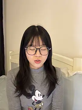 Ella-A9 online show from November 2, 3:06 pm