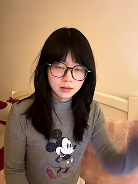 Ella-A9 online show from December 19, 3:36 pm