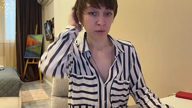 daniellia  online show from March 23, 2:17 pm