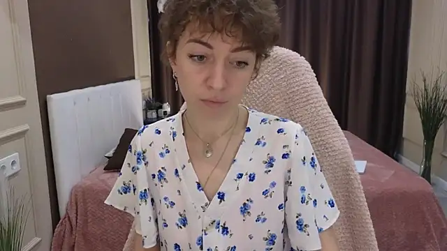 Snapshot of daniellia_ chatting on September 23, 7:59 am daniellia online show from September 23, 7:59 am