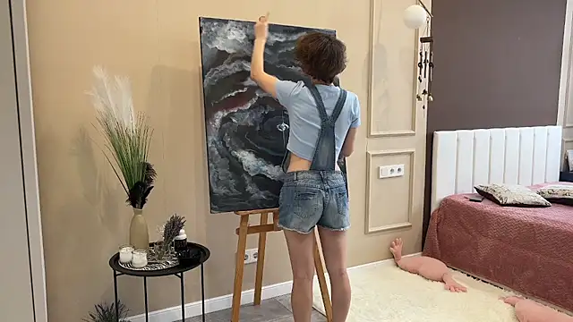 daniellia  online show from November 24, 12:16 pm