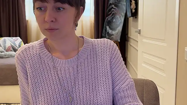 daniellia  online show from May 3, 2:31 pm