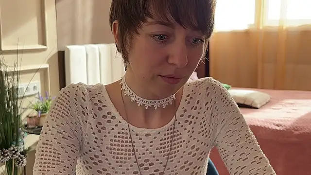 daniellia  online show from May 26, 2:26 pm