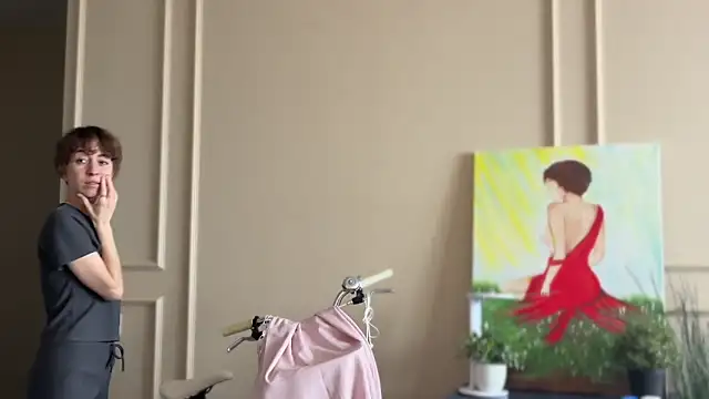 daniellia  online show from October 24, 9:30 am