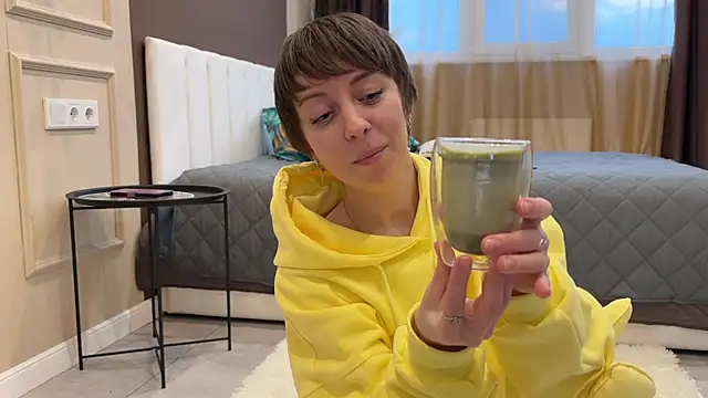 daniellia  online show from March 17, 3:15 pm