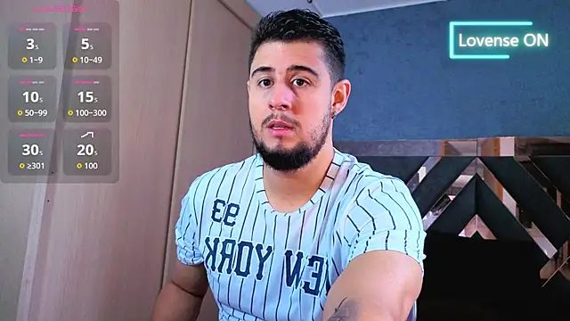 Snapshot of ryan_evanss chatting on November 3, 11:36 am ryan evanss online show from November 3, 11:36 am