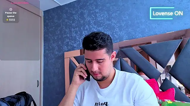 Snapshot of ryan_evanss chatting on November 22, 3:11 pm ryan evanss online show from November 22, 3:11 pm