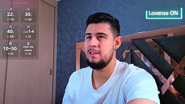 Snapshot of ryan_evanss chatting on November 2, 11:59 am ryan evanss online show from November 2, 11:59 am