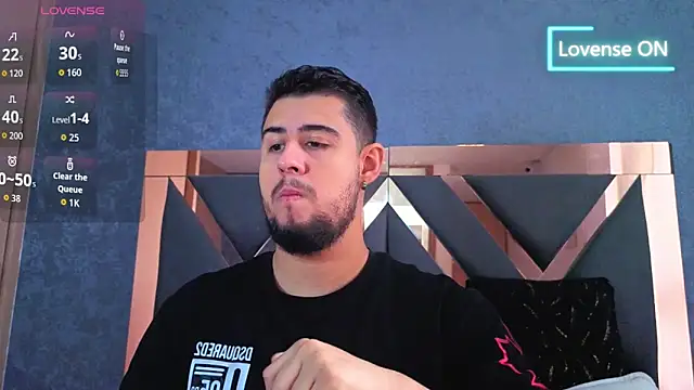 Snapshot of ryan_evanss chatting on November 1, 12:10 pm ryan evanss online show from November 1, 12:10 pm