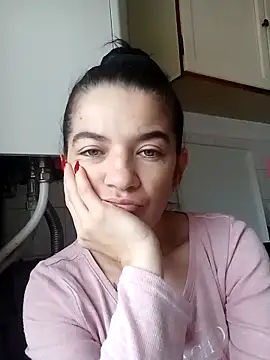 alinaalinutzq online show from November 29, 9:09 am