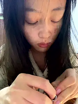 MengMeng0515 online show from January 9, 12:45 pm