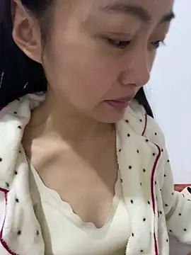 MengMeng0515 online show from December 18, 1:48 pm