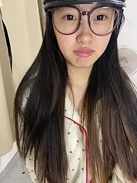MengMeng0515 online show from June 24, 1:32 pm