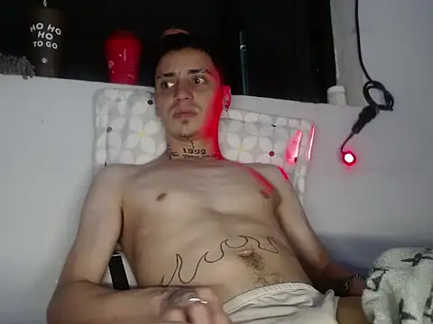 Snapshot of xalejo_max chatting on October 21, 2:05 pm xalejo max online show from October 21, 2:05 pm