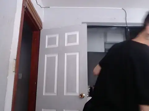 Snapshot of xalejo_max chatting on November 22, 7:02 pm xalejo max online show from November 22, 7:02 pm