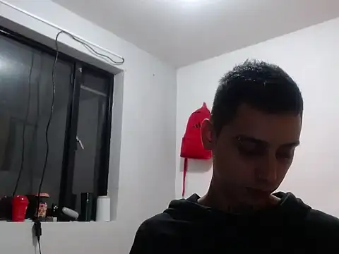 Snapshot of xalejo_max chatting on October 25, 2:00 am xalejo max online show from October 25, 2:00 am