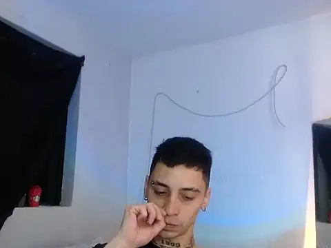 Snapshot of xalejo_max chatting on November 12, 7:18 pm xalejo max online show from November 12, 7:18 pm